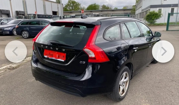 Volvo V60 cena 37900 przebieg: 178500, rok produkcji 2015 z Wągrowiec małe 79